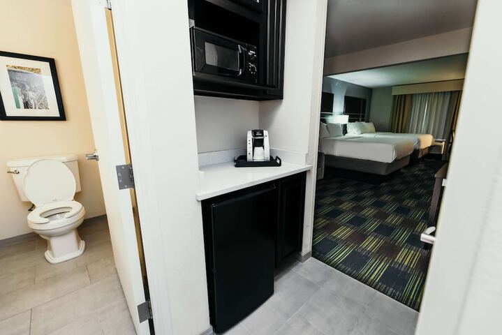 La Quinta Inn & Suites by Wyndham Ankeny IA - Des Moines IA