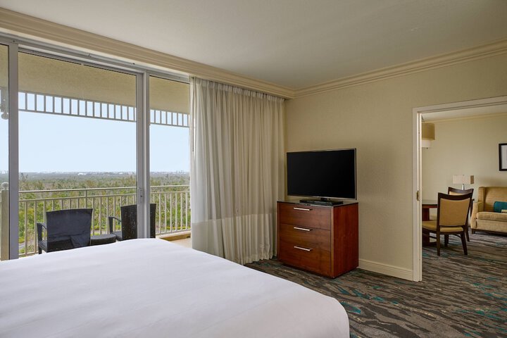 Room 44 of 106