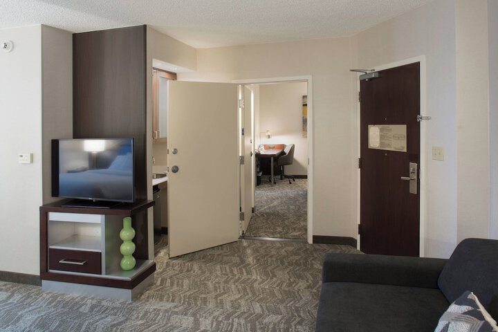 Room 20 of 36