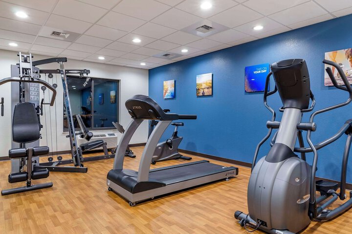 Comfort Suites Helena Airport