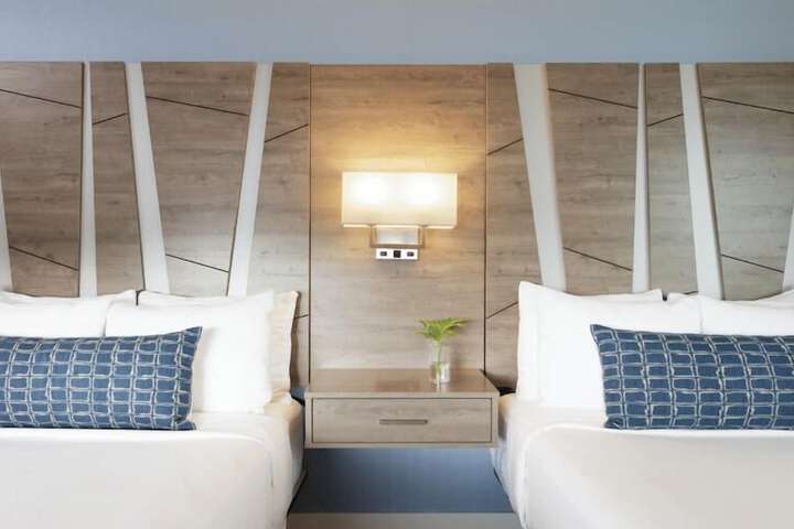 SkyBeach Resort