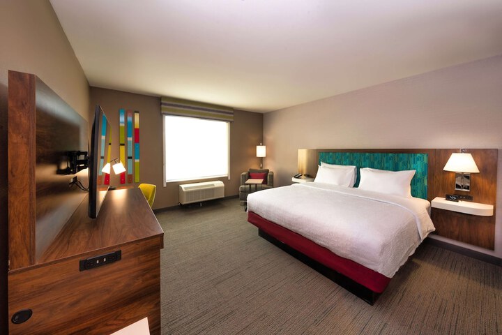 Room 13 of 24
