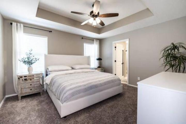 NEW Beautiful and Spacious Home