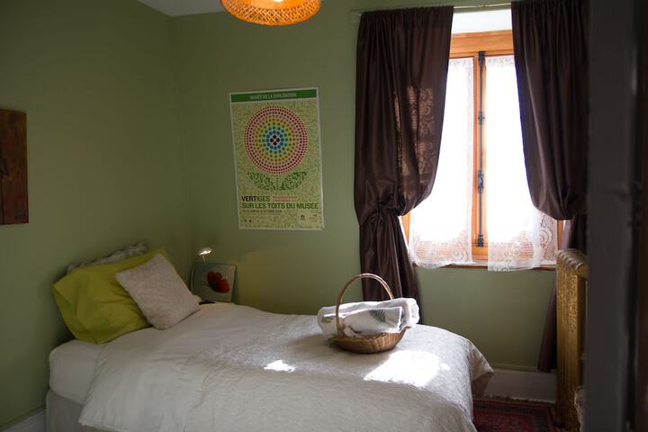 Room 15 of 24