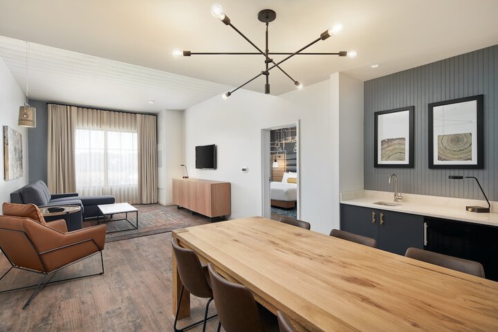 Hotel Indigo Tallahassee - Collegetown by IHG