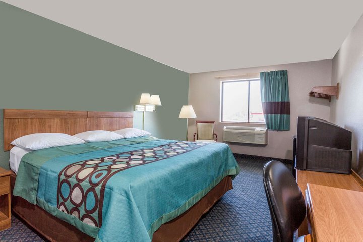 Room 19 of 31