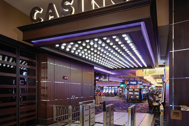 Harrahs Metropolis Hotel & Casino - a Caesars Rewards Destination