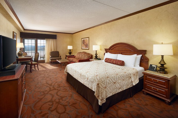 Room 42 of 92