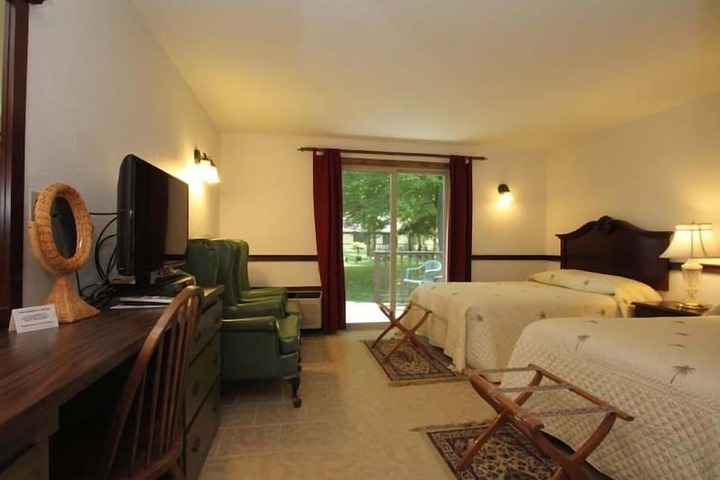 Room 10 of 47