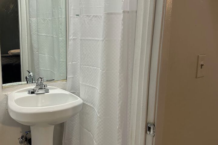 Room 19 of 19