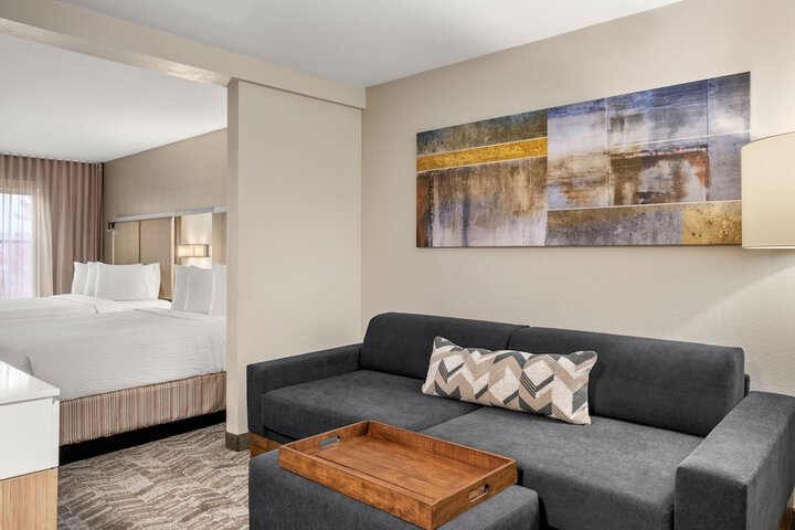 Room 15 of 21