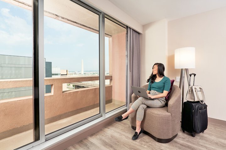 Room 51 of 103