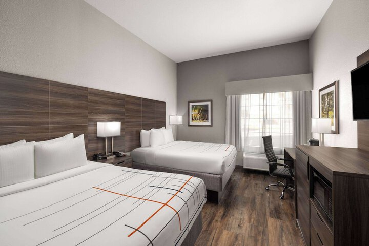 Room 35 of 42