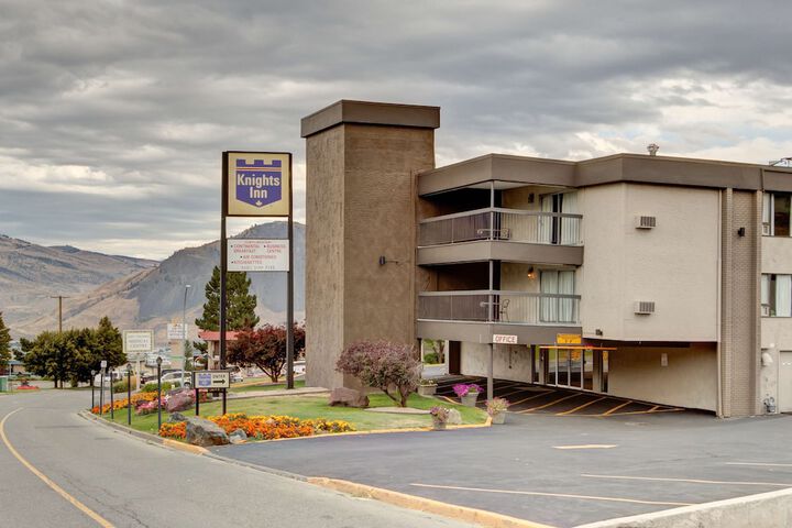 Hotel 6 of 37