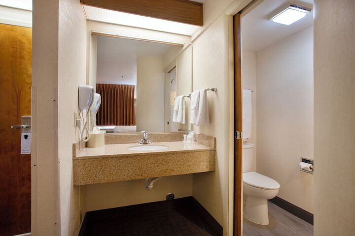 Room 14 of 29