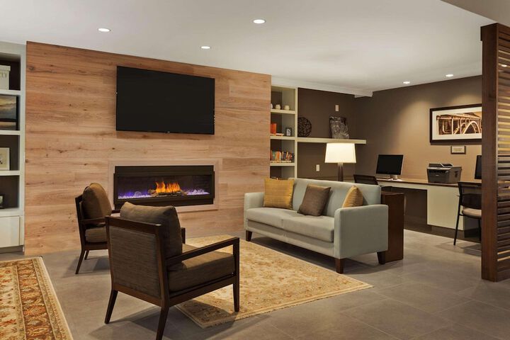 Country Inn & Suites by Radisson Smithfield-Selma, NC