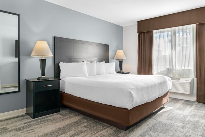 Best Western Lakewinds