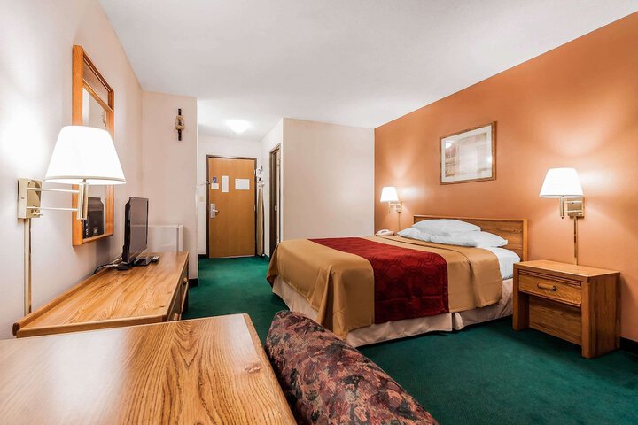 Room 22 of 35