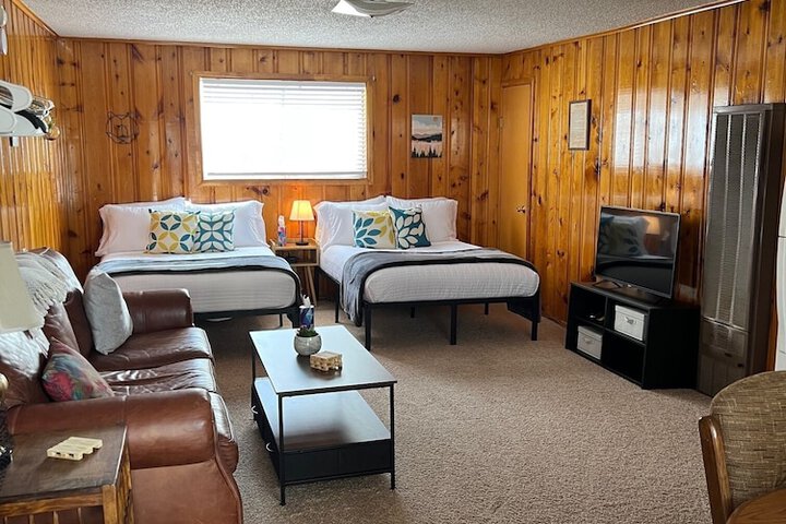 Room 154 of 236