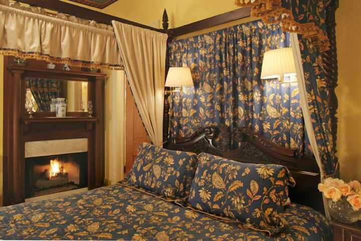 Room 10 of 46