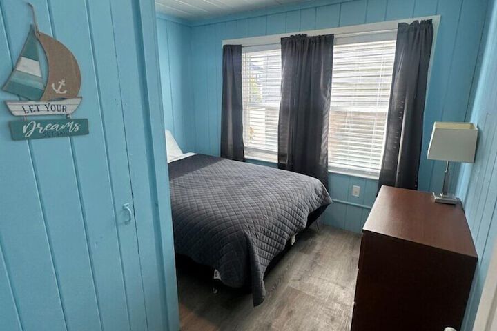 Room 41 of 105