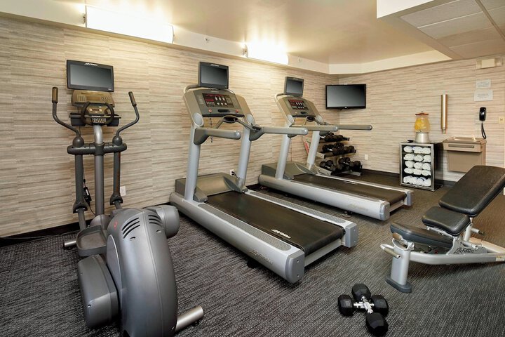 Courtyard by Marriott Lansing