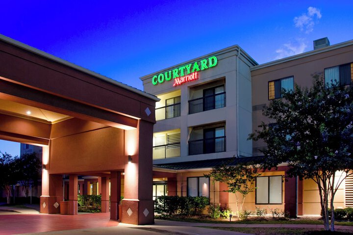 Hotel 3 of 25