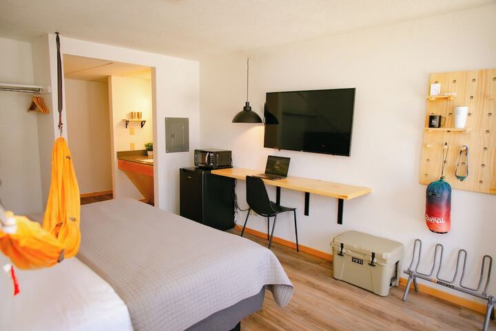 Room 33 of 55