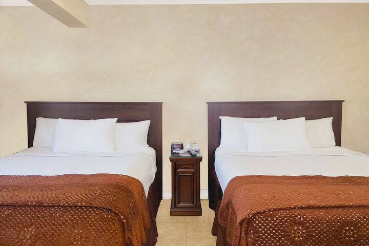 Nite Inn - Walking Distance to Universal Studios Hollywood