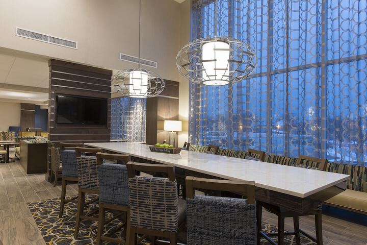 Hampton Inn & Suites Grand Rapids Downtown