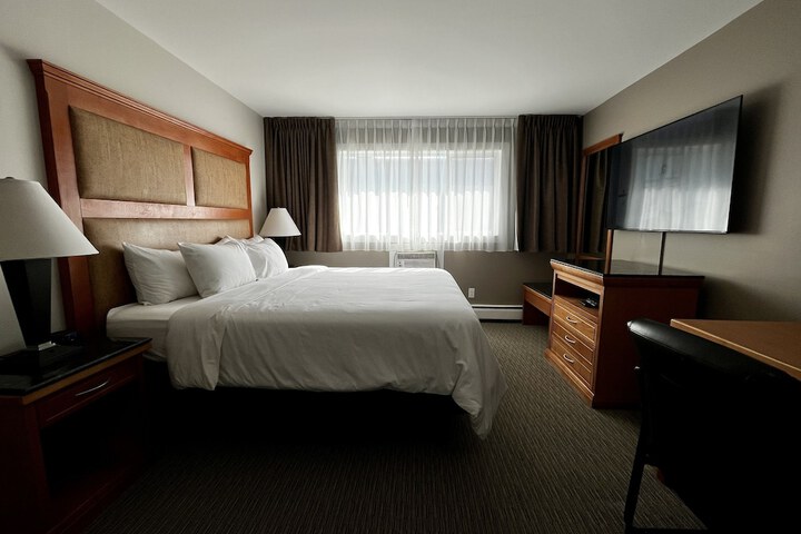 Room 22 of 38