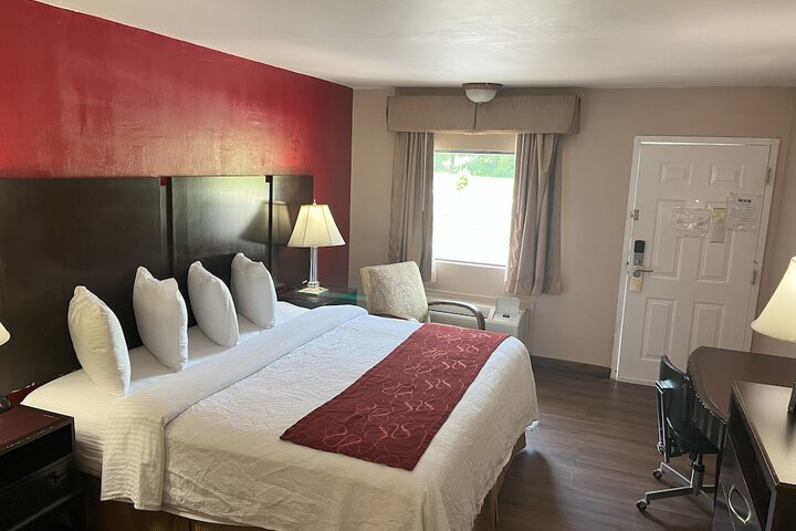 Room 21 of 54