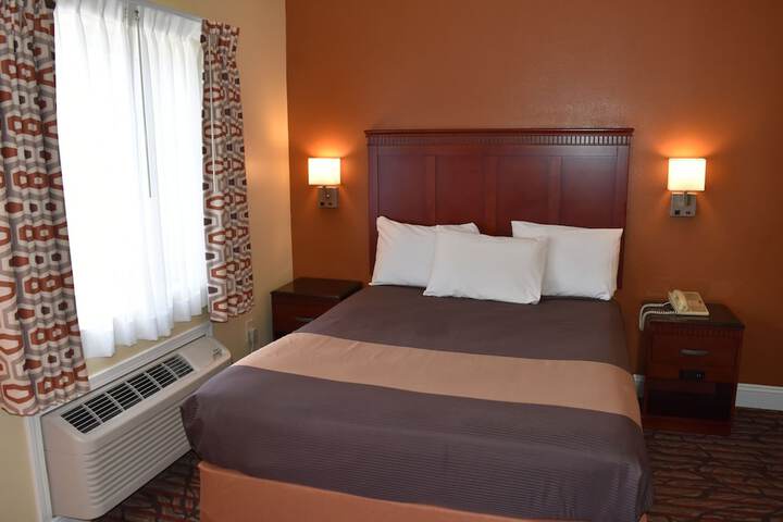 Room 36 of 41