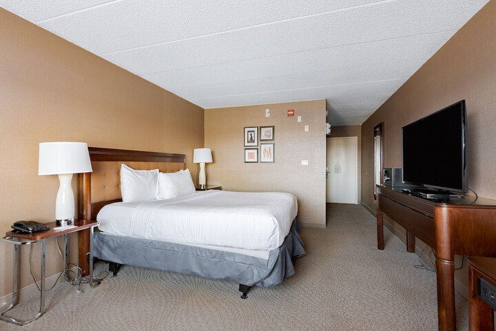 Room 12 of 43