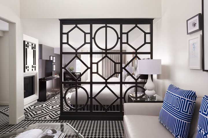 Room 56 of 87
