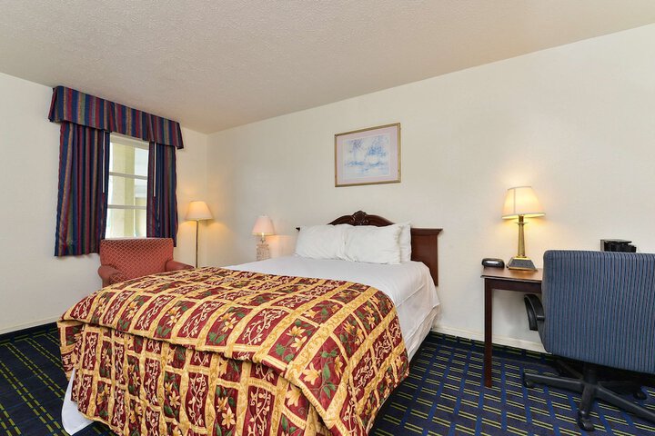 Room 10 of 10