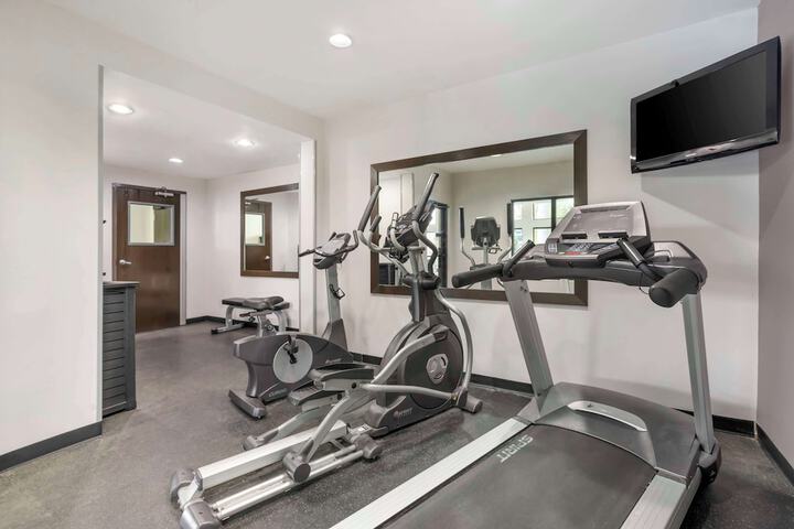 Best Western Suites