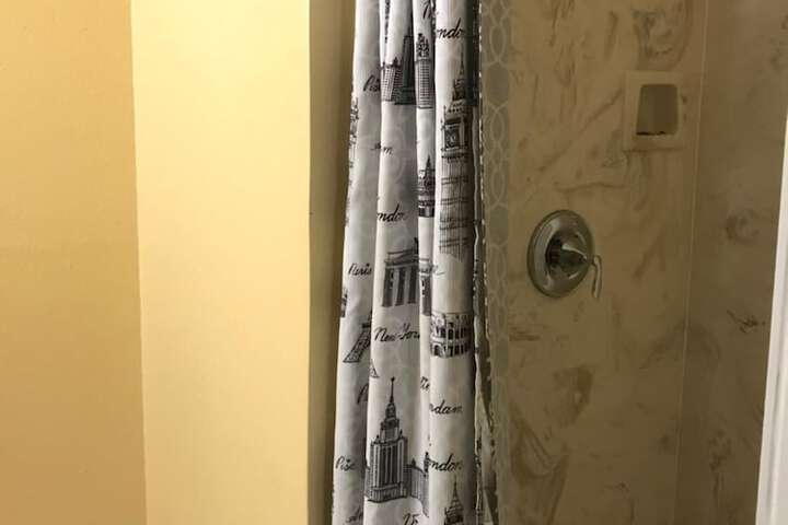 Room 22 of 24