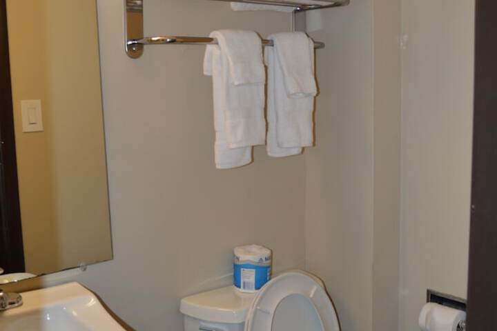 Room 5 of 14