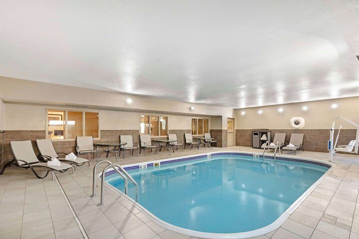 Pool 4 of 34