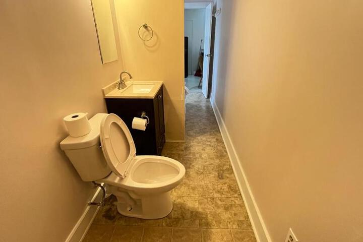 Admirals Quay Motel & Suites
