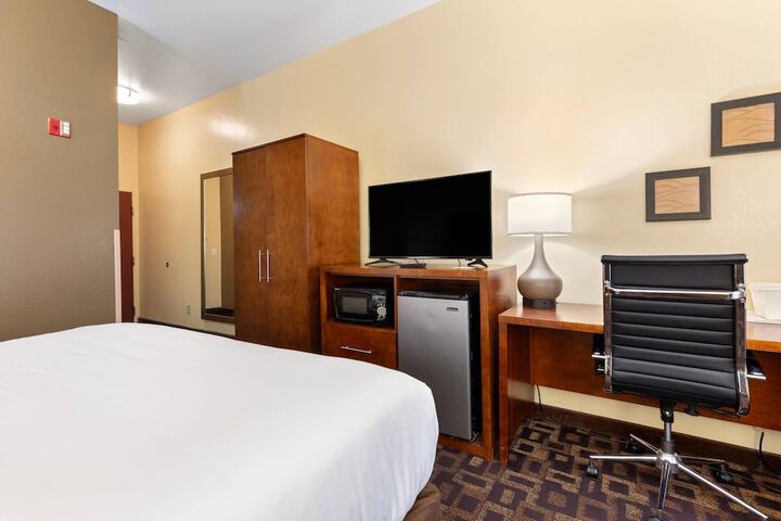 Comfort Inn & Suites North Aurora - Naperville