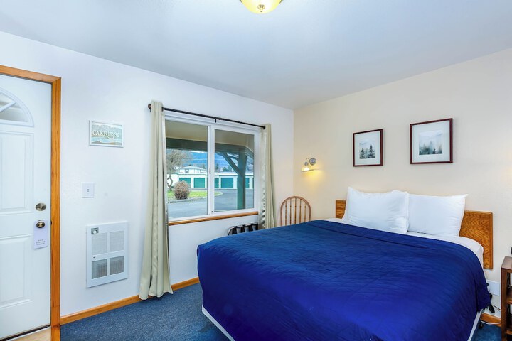 Cascade Motel