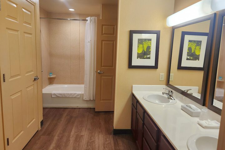 Room 22 of 26