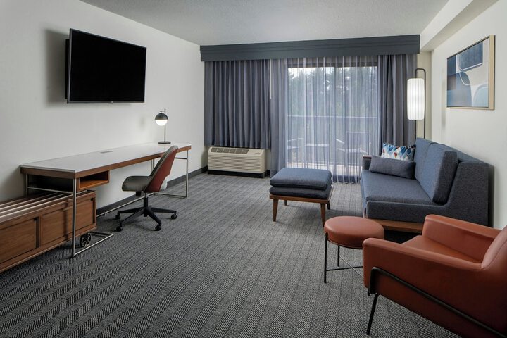 Courtyard by Marriott Decatur