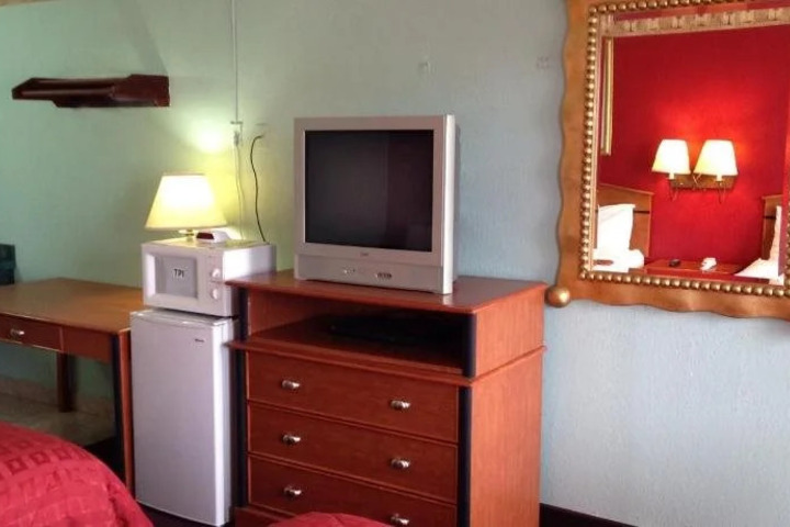 MOTOR INN
