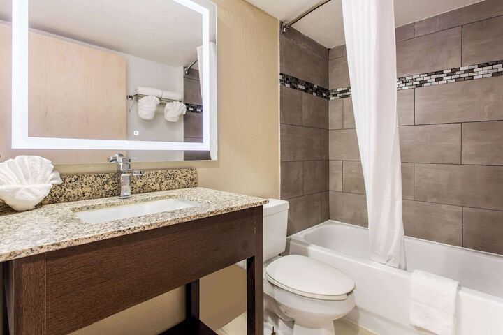Quality Inn & Suites Myrtle Beach near Outlets