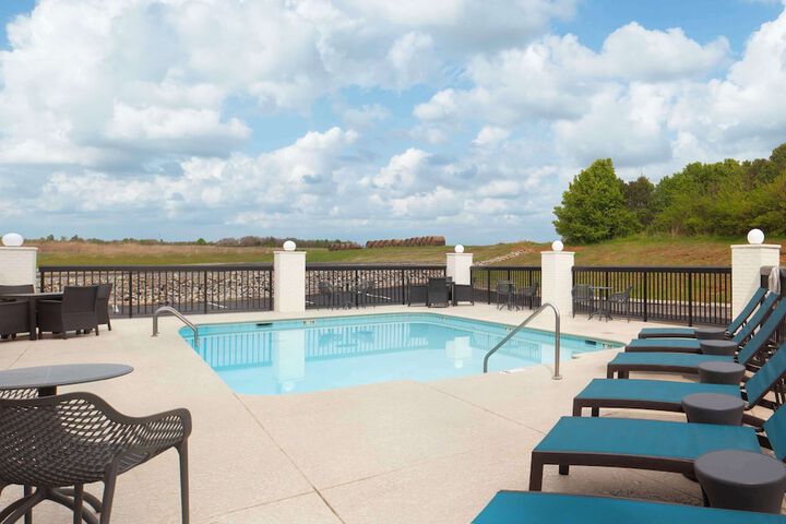 Pool 4 of 36