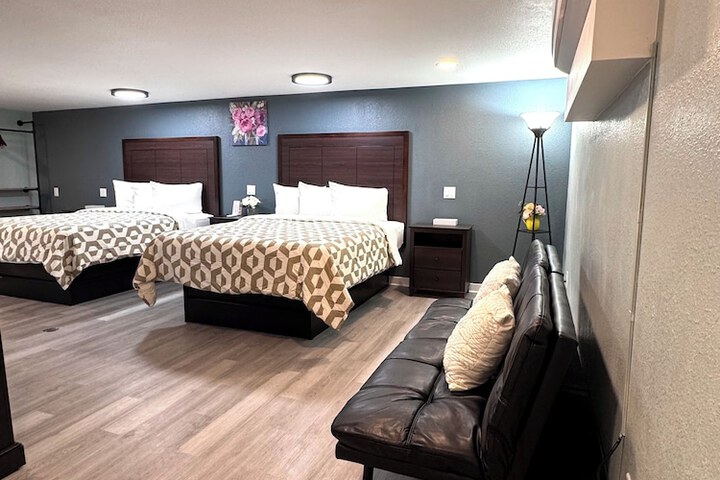 Room 144 of 155