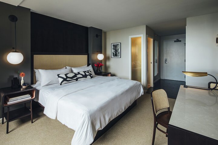 Room 35 of 51